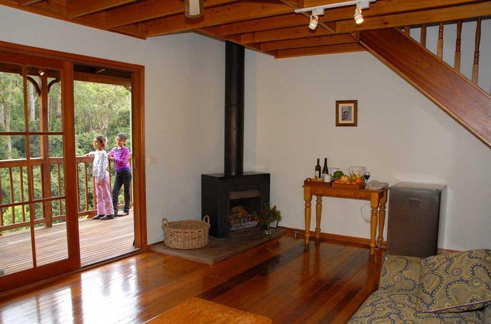Nirvana Spiritual Retreat Gloucester Esterno foto
