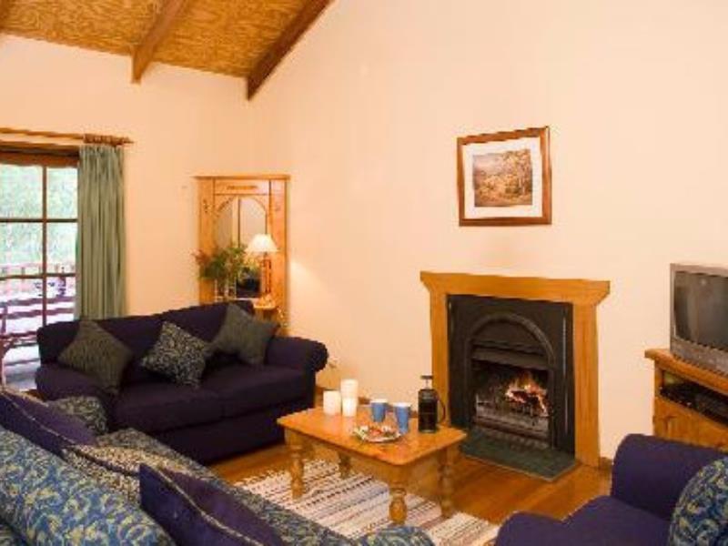 Nirvana Spiritual Retreat Gloucester Esterno foto